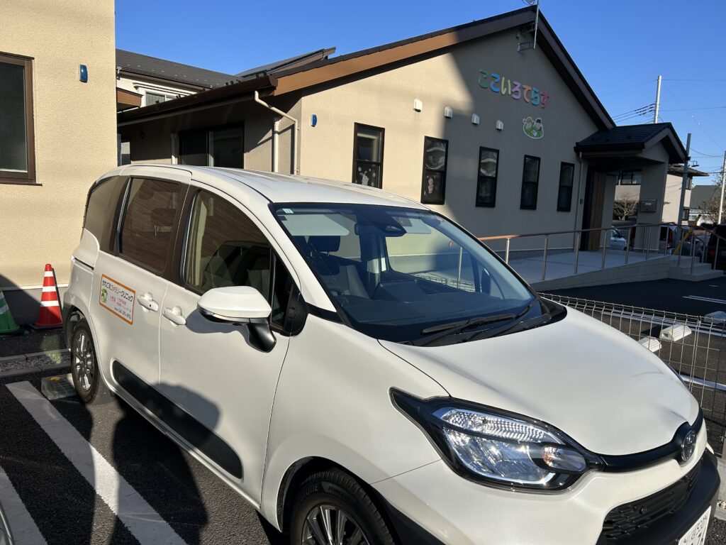 かわごえファミリークリニックの往診車🚗